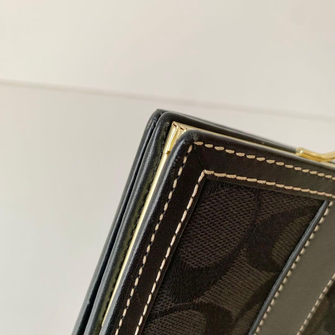 【COACH】コーチ　二つ折り財布　がま口　ブラック　黒　シグネチャー