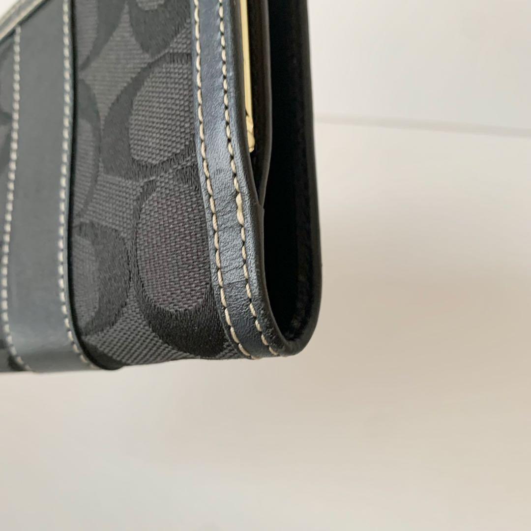 【COACH】コーチ　二つ折り財布　がま口　ブラック　黒　シグネチャー
