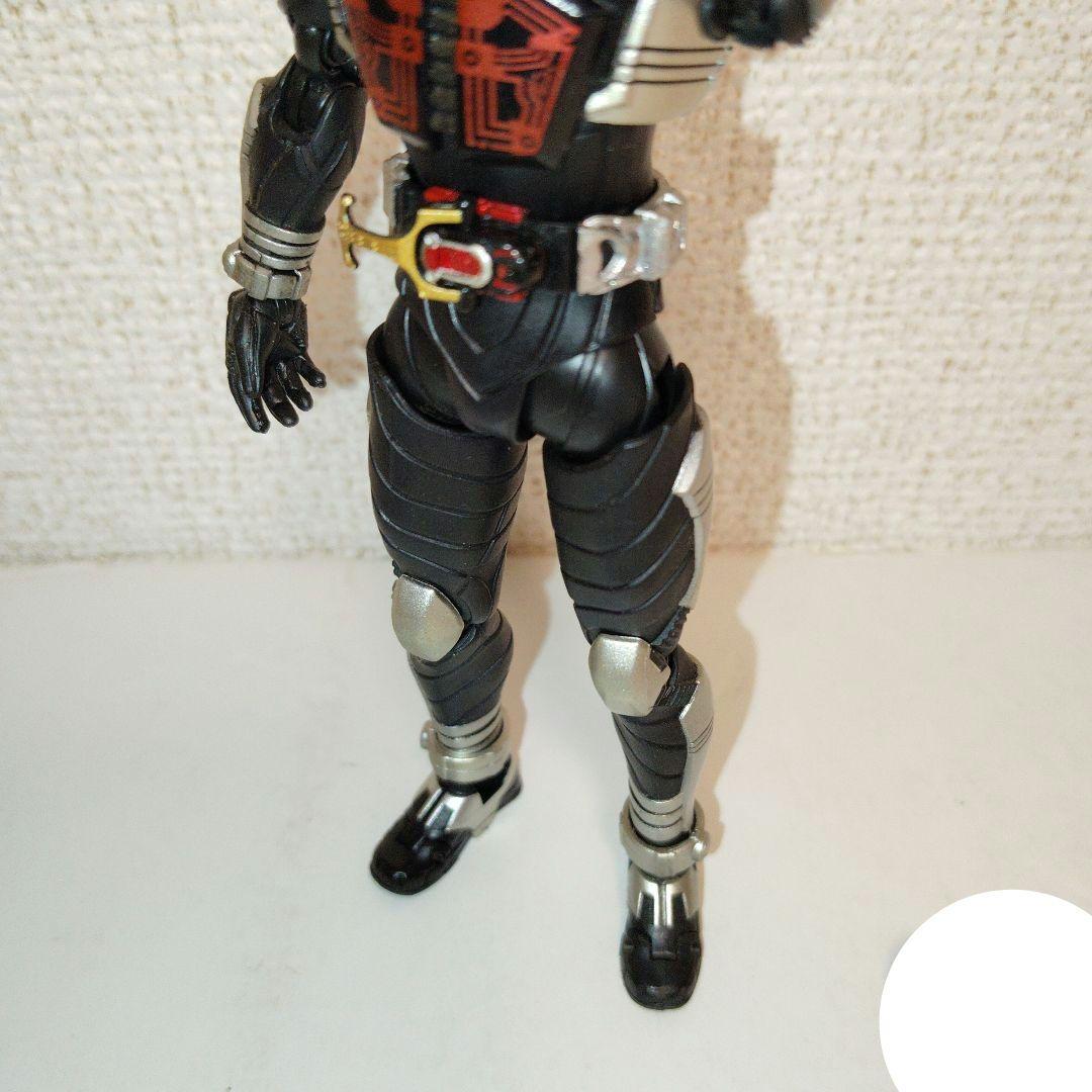【ジャンク品】S.H.Figuarts（真骨彫製法） 仮面ライダー ダークカブト