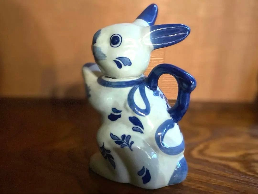 染付うさぎ！愛嬌溢る《青絵兎ティーポット》（検リヤドロヴィンテージ干支ヘレンド
