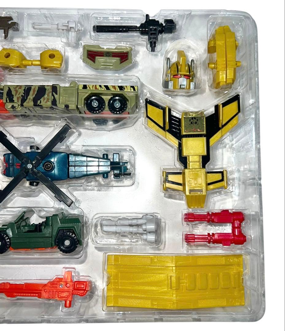 稀少　美品　トランスフォーマー　カーロボット　バルディガス