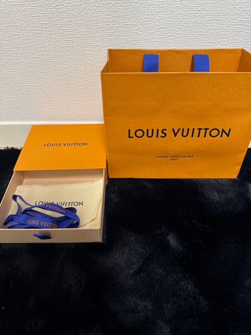 ゆな　LOUIS VUITTON ポルトフォイユ カプシーヌ 財布