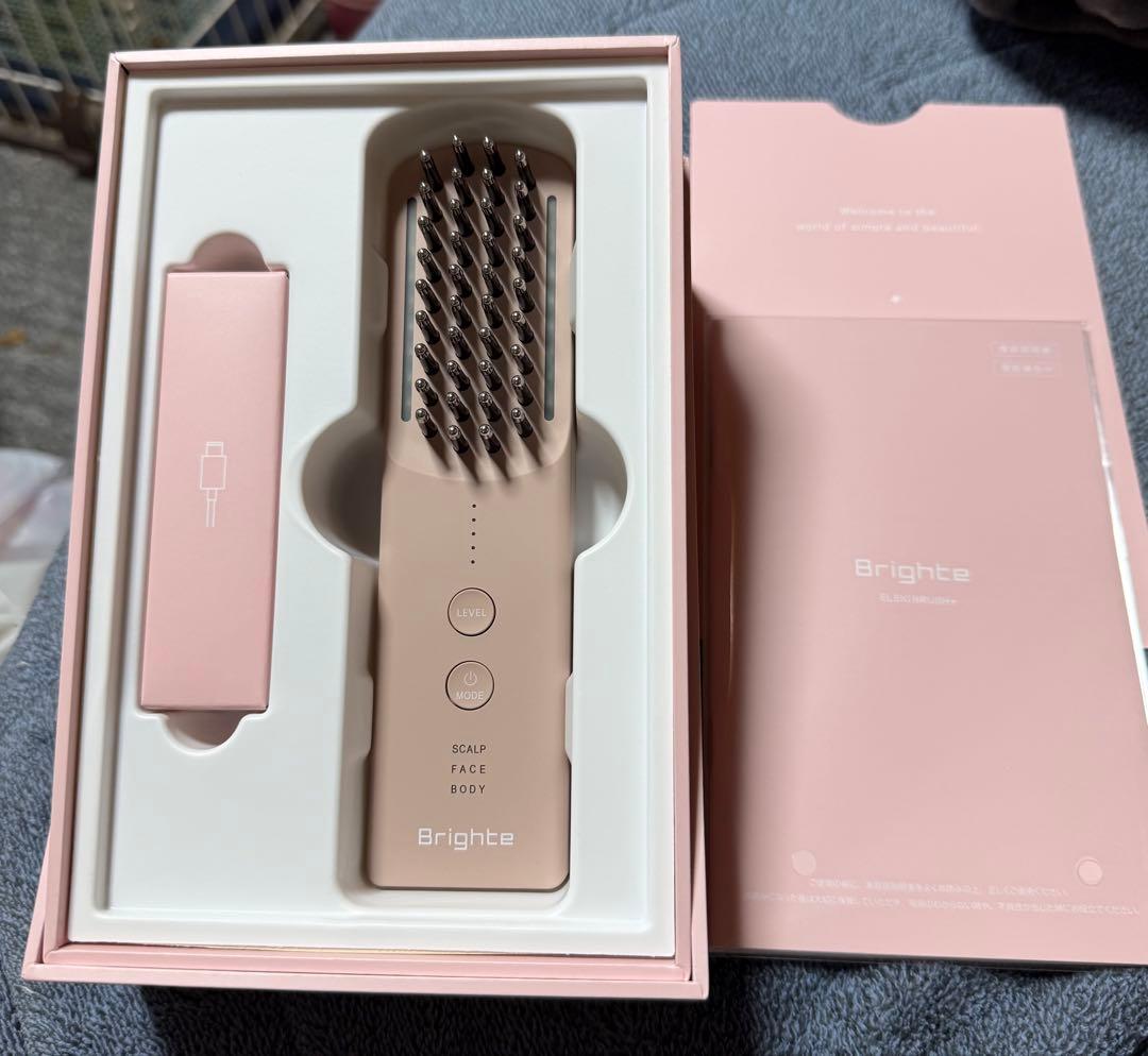 Brighte ELEKI BRUSH+ 美顔器　ピンク