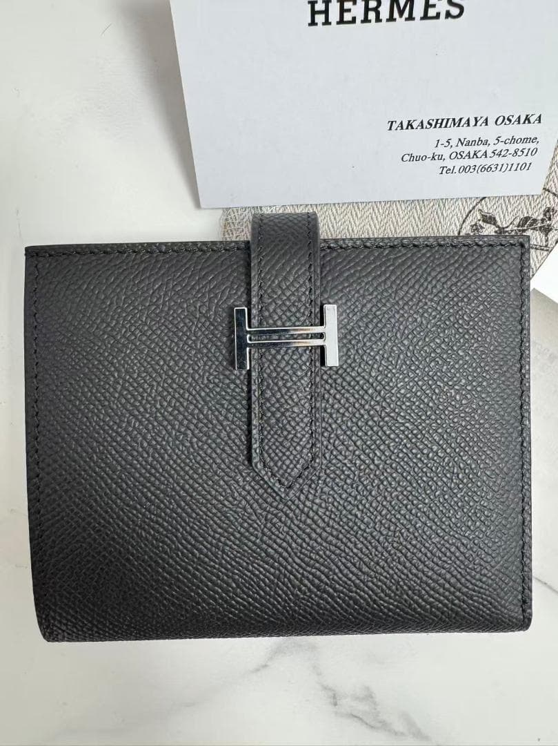 二つ折り財布 ベアンコンパクト ブラック/シルバー金具 エプソン 黒