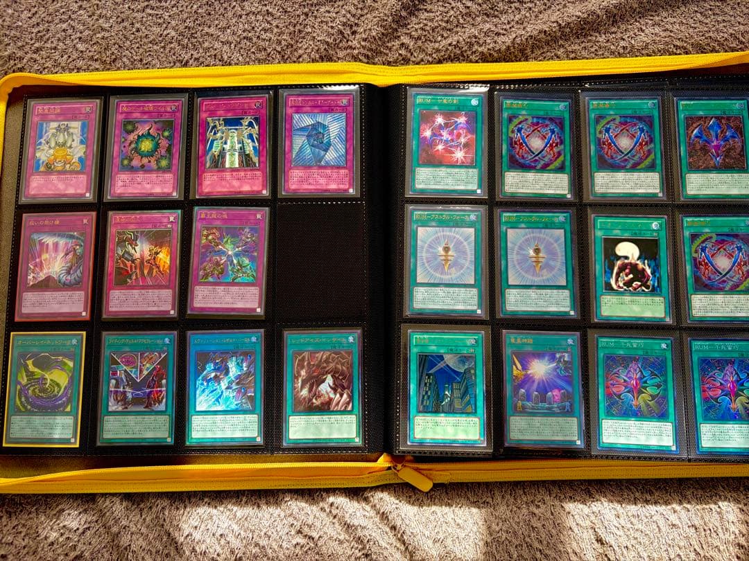 遊戯王　引退品　レリーフなど　435枚