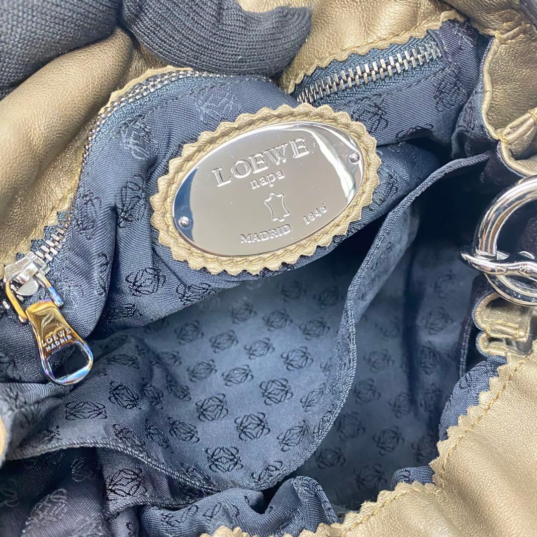 ロエベ フラメンコ ゴールド ショルダーバッグ メタリック タッセル