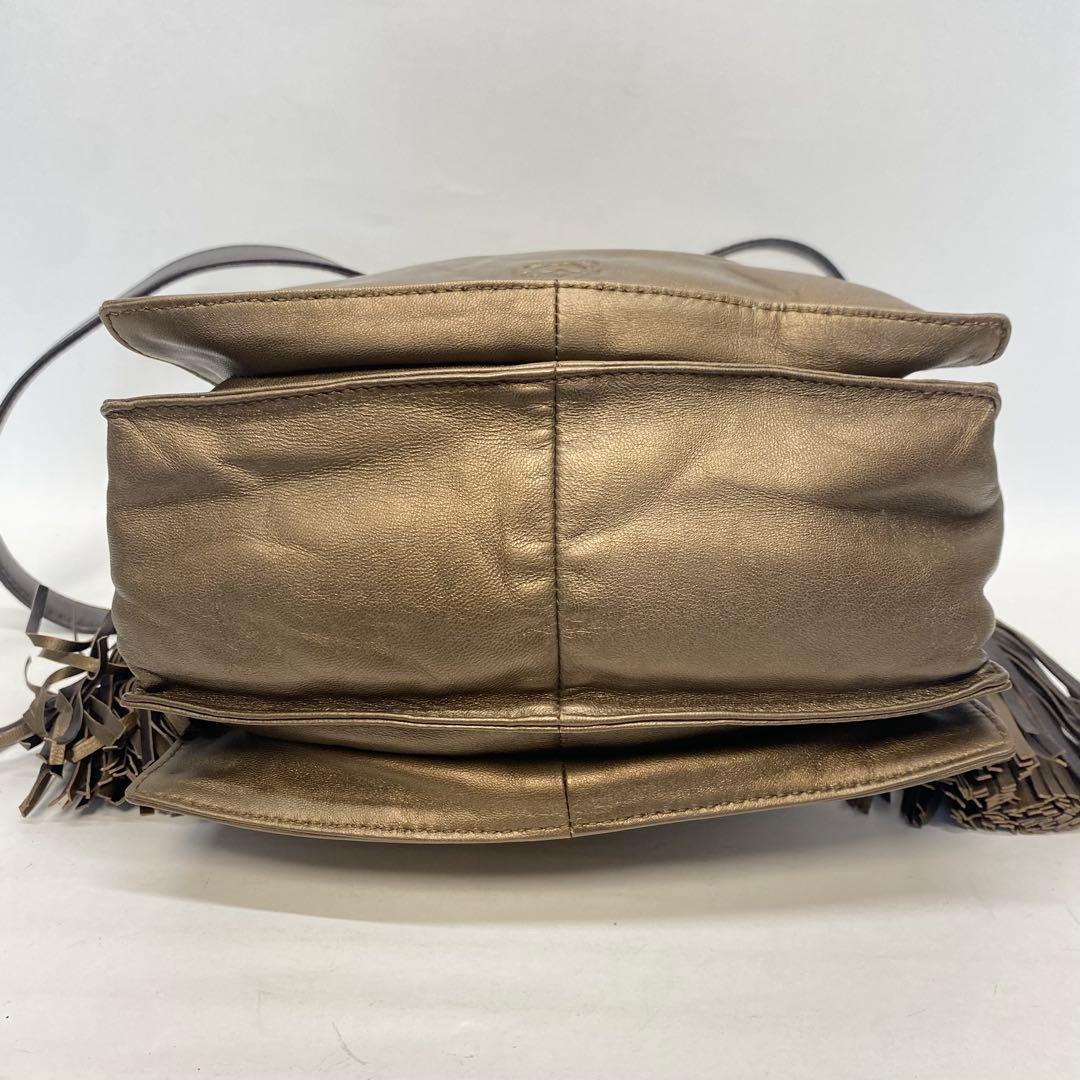 ロエベ フラメンコ ゴールド ショルダーバッグ メタリック タッセル