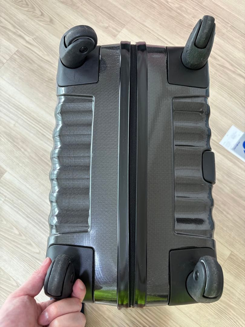 【3連休限定価格】Samsoniteコスモライト68l ブラック キャリーケース