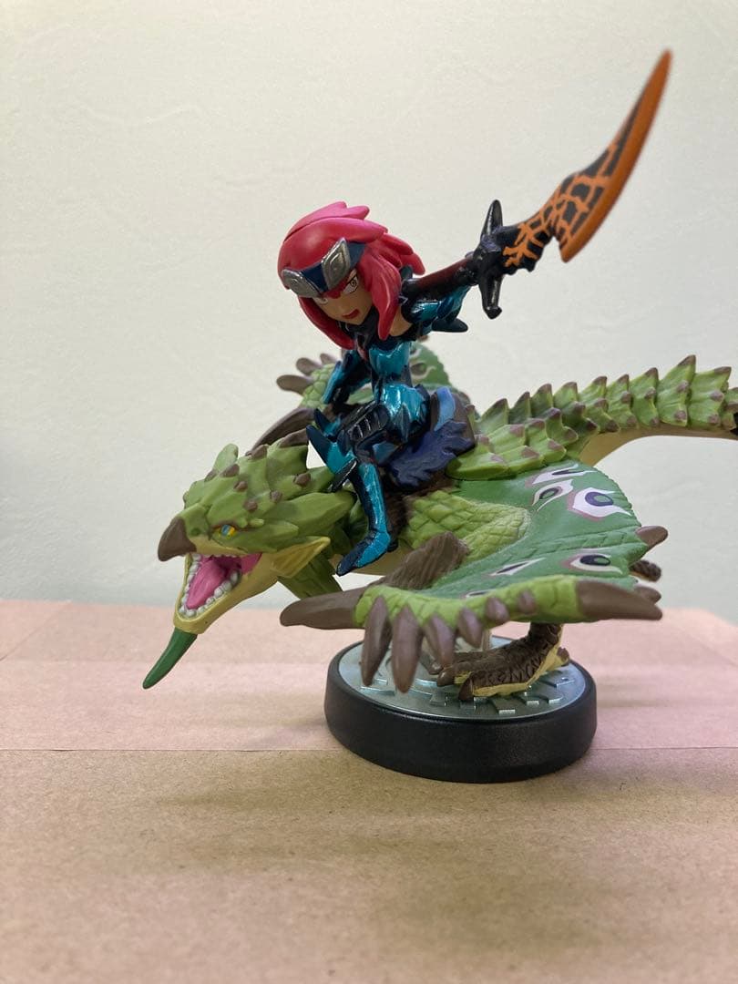 amiibo リオレイア&シュヴァル　アミーボ　モンハンストーリー