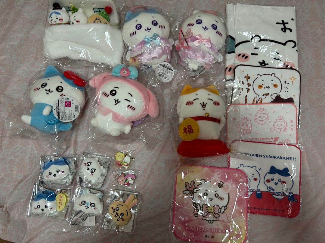 ちいかわ　招福　ハチワレ　マスコット　ぬいぐるみ　まとめ売り　サンリオ　キティ