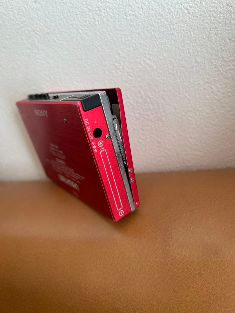 SONY WALKMAN WM-501 ソニー　ウォークマン　レッド　ジャンク