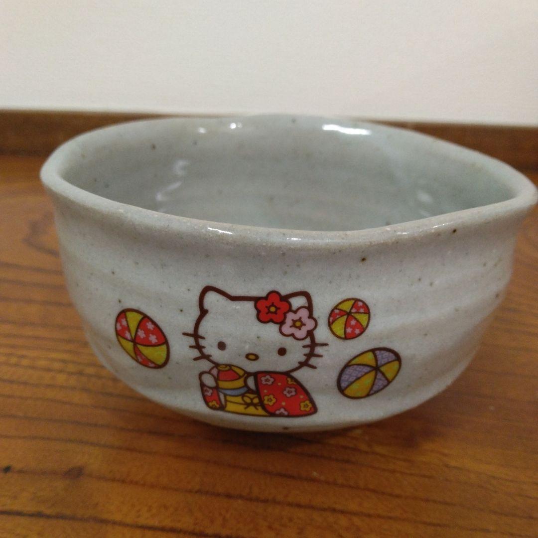 【る781】美濃唐津　平正窯　ハローキティ 茶碗　抹茶