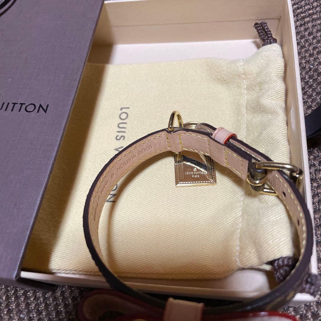 新品未着用Louis Vuitton コリエバクスターXS首輪リボン