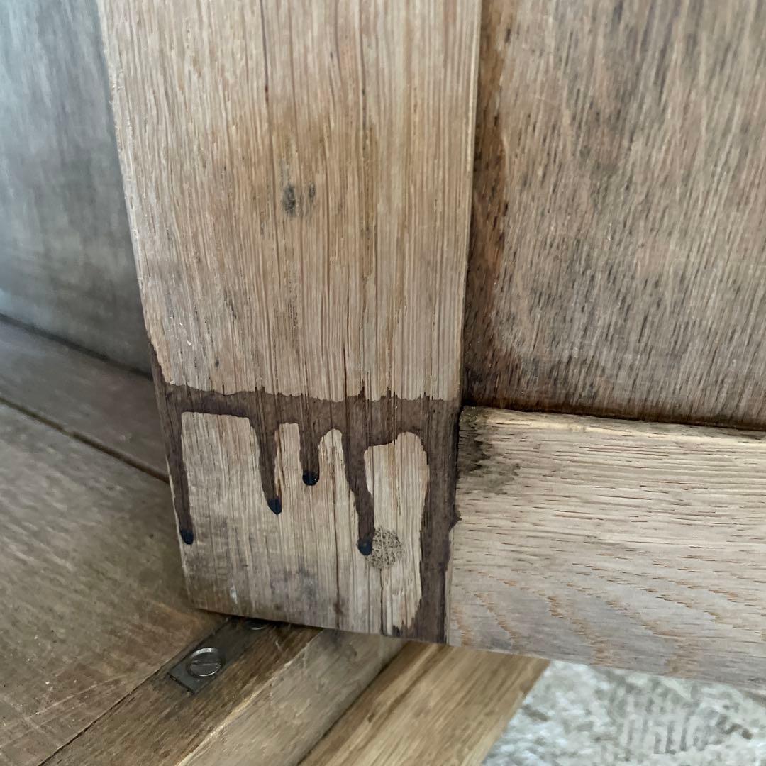 eauビンテージ ドロワーキャビネット 剥離