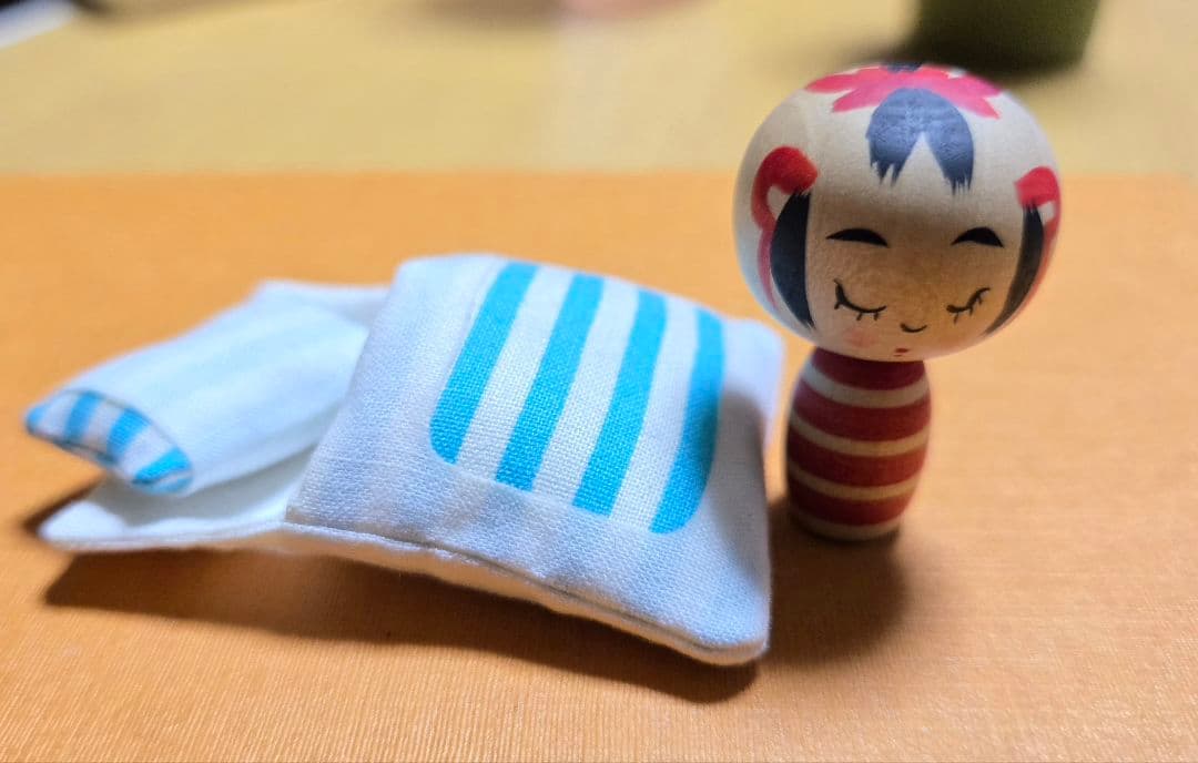 鈴木明工人　こけし