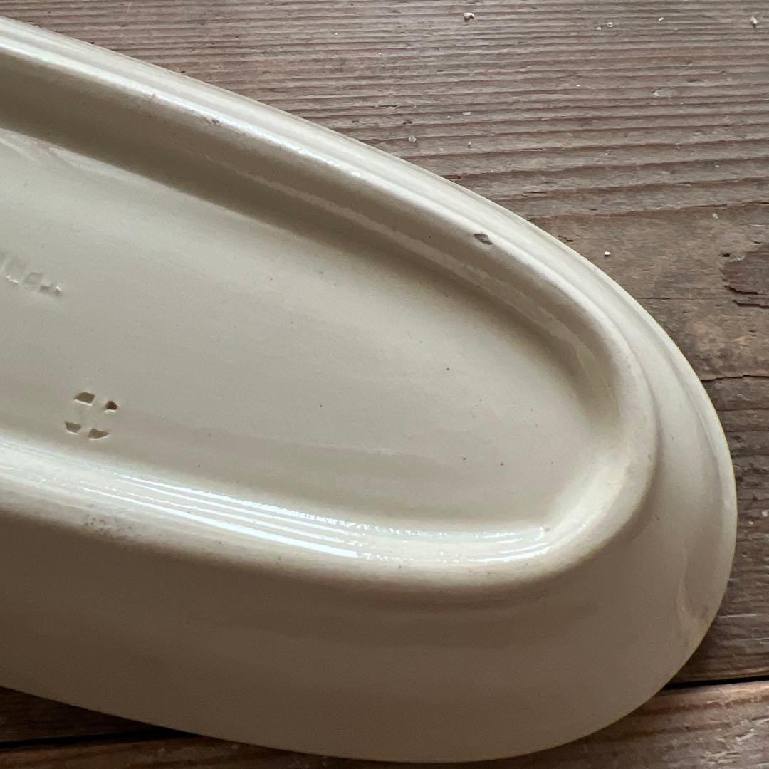 St Amand製 陶器のソープディッシュ フレンチアンティーク ヴィンテージ