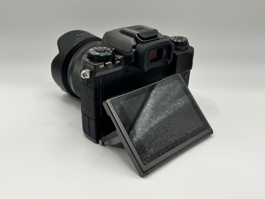 Canon EOS M5 ミラーレスカメラ 本体とレンズセット