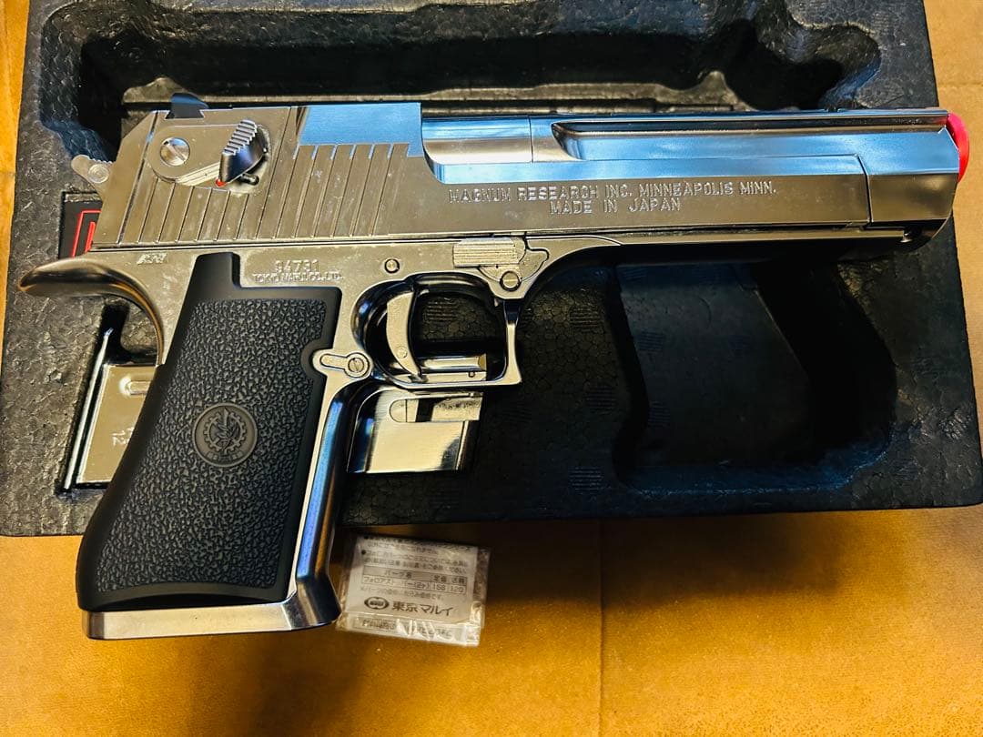 紅*雲様 東京マルイ デザートイーグル .50AE クロームステンレス