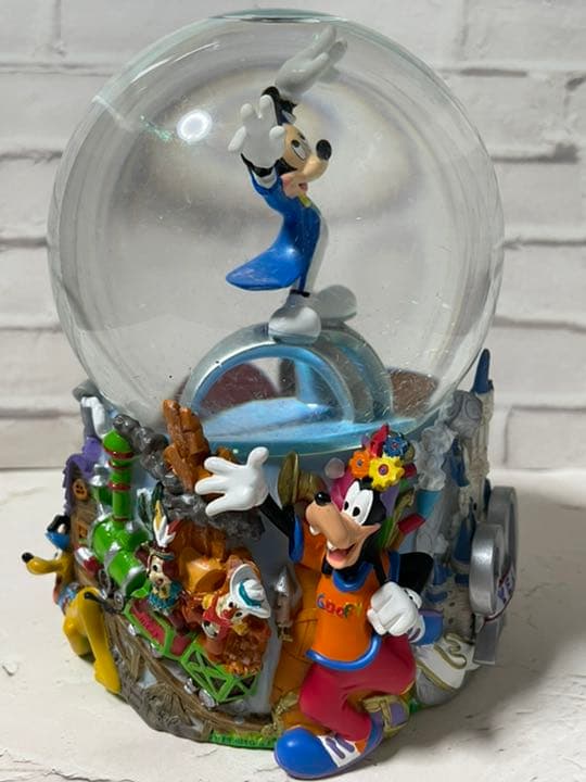 ディズニー20周年　ミッキー　スノーグローブ・スノードーム・フィギュア・置物