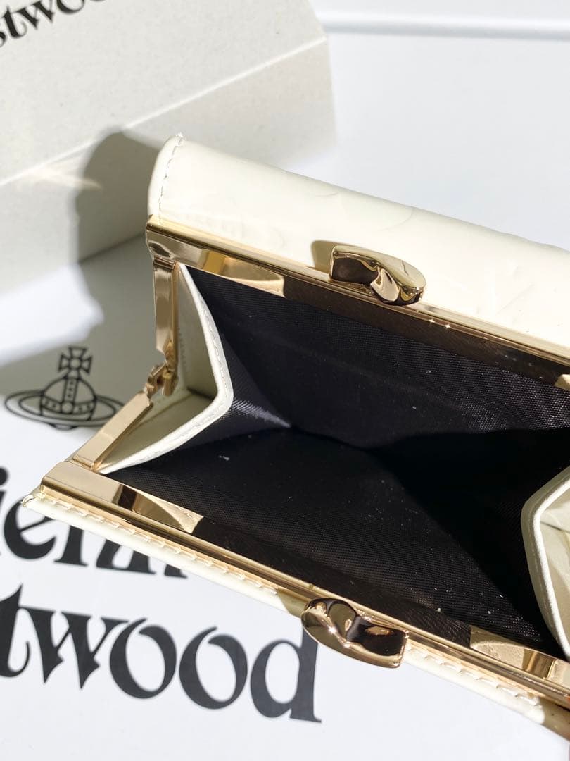 Vivienne Westwood ホワイト三つ折り財布