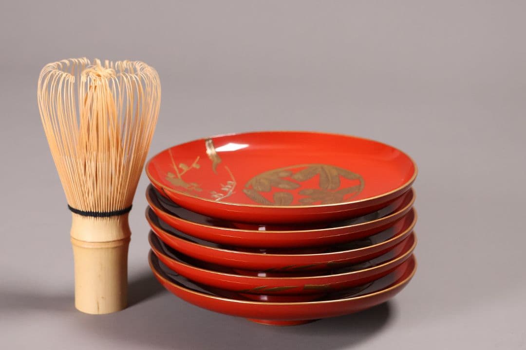 【CM248】時代木製漆器 松竹梅 金蒔絵 朱塗 引盃 五客 木製漆器 小皿 杯