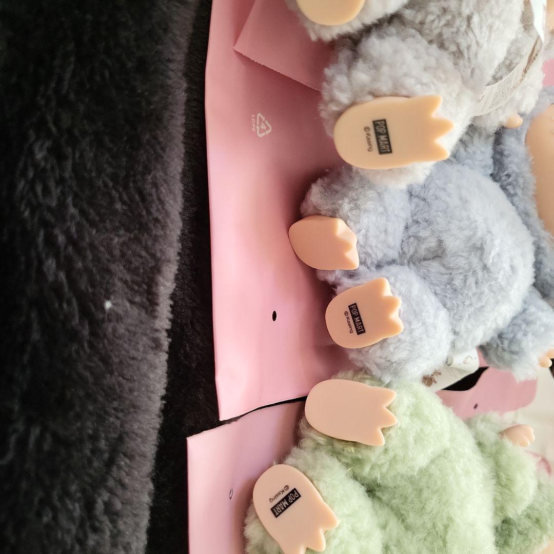 POP MART Exciting Macaron ラブブ　LUBUBU