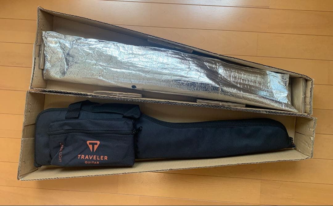 TRAVELER GUITAR ウルトラライト エレキ ヴィンテージホワイト