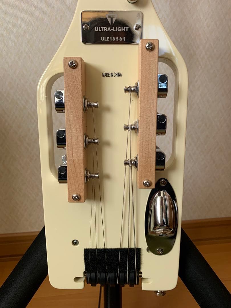 TRAVELER GUITAR ウルトラライト エレキ ヴィンテージホワイト