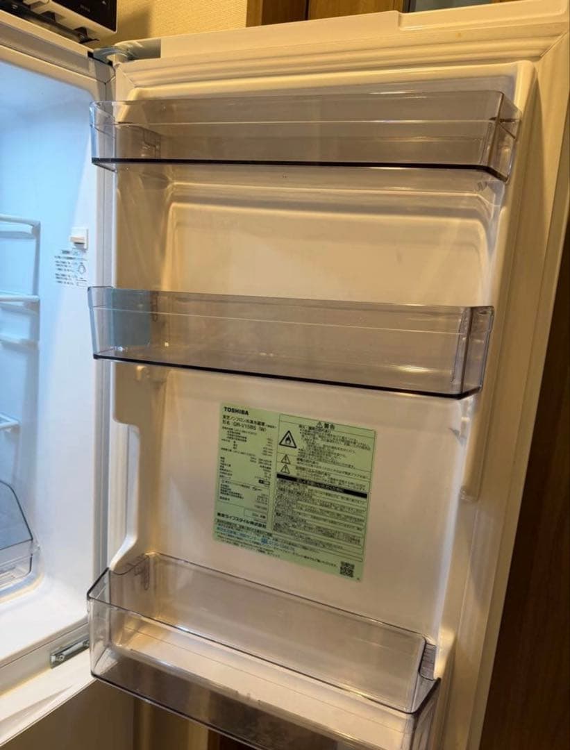 ほぼ未使用　TOSHIBA 東芝　冷蔵庫 GR-V15BS ホワイト 153L