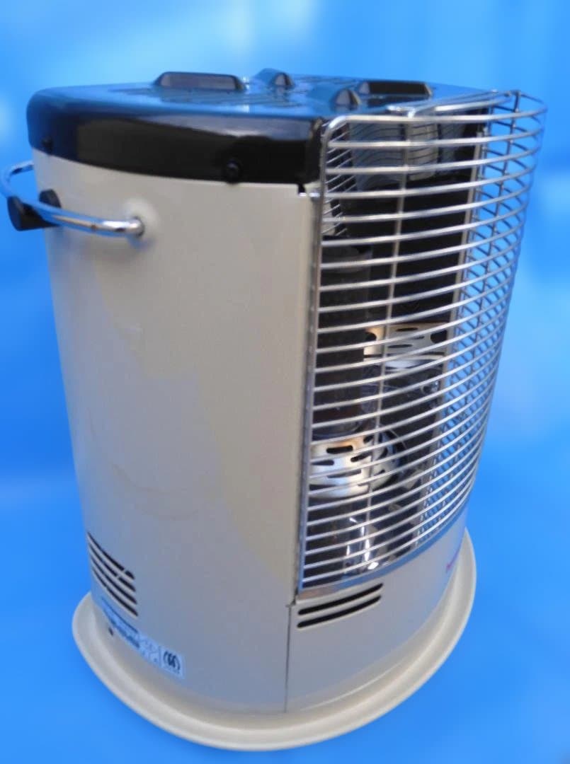 iwatani カセットガスストーブ　デカ暖Ⅲ