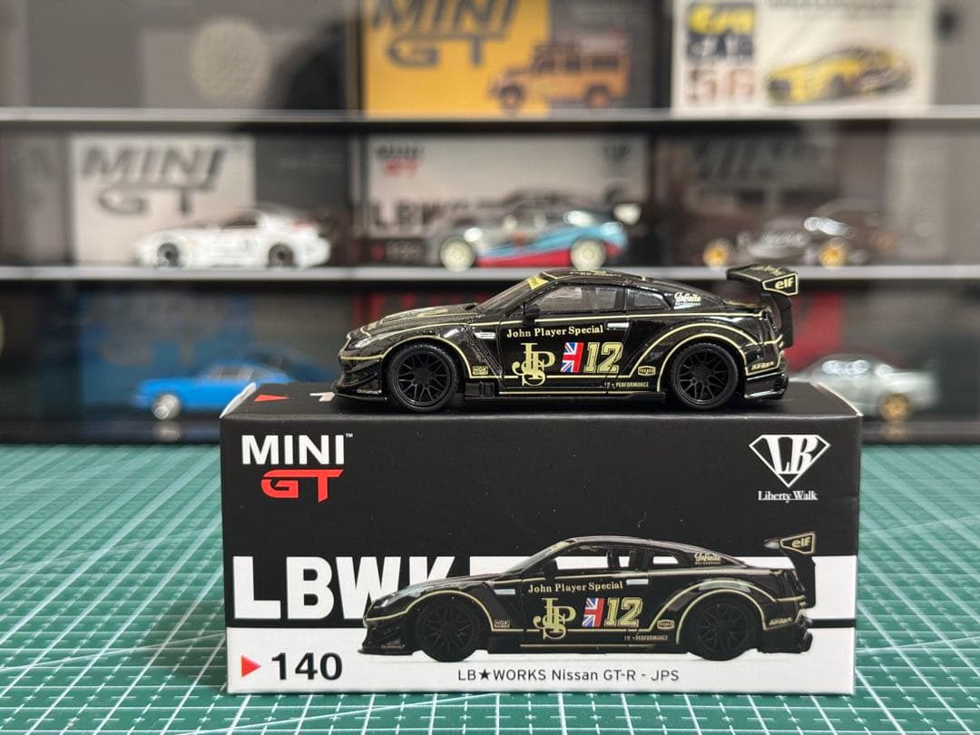 【MiniGT】LB★WORKS Nissan GT-R – JPS 入手困難