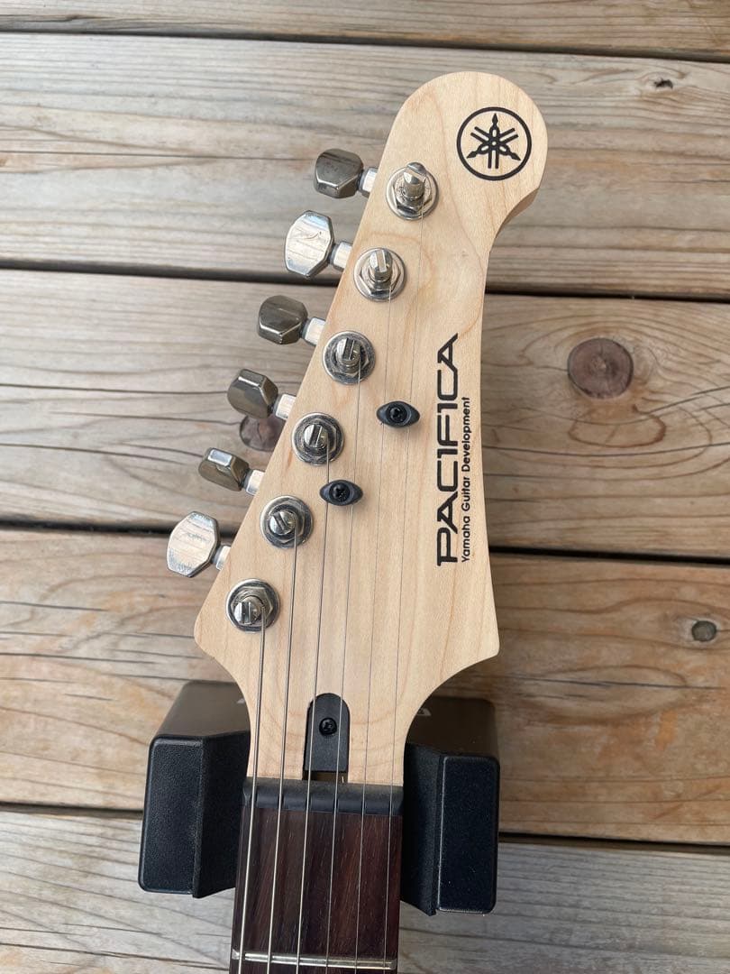 ヤマハ パシフィカ 612 エレキギター