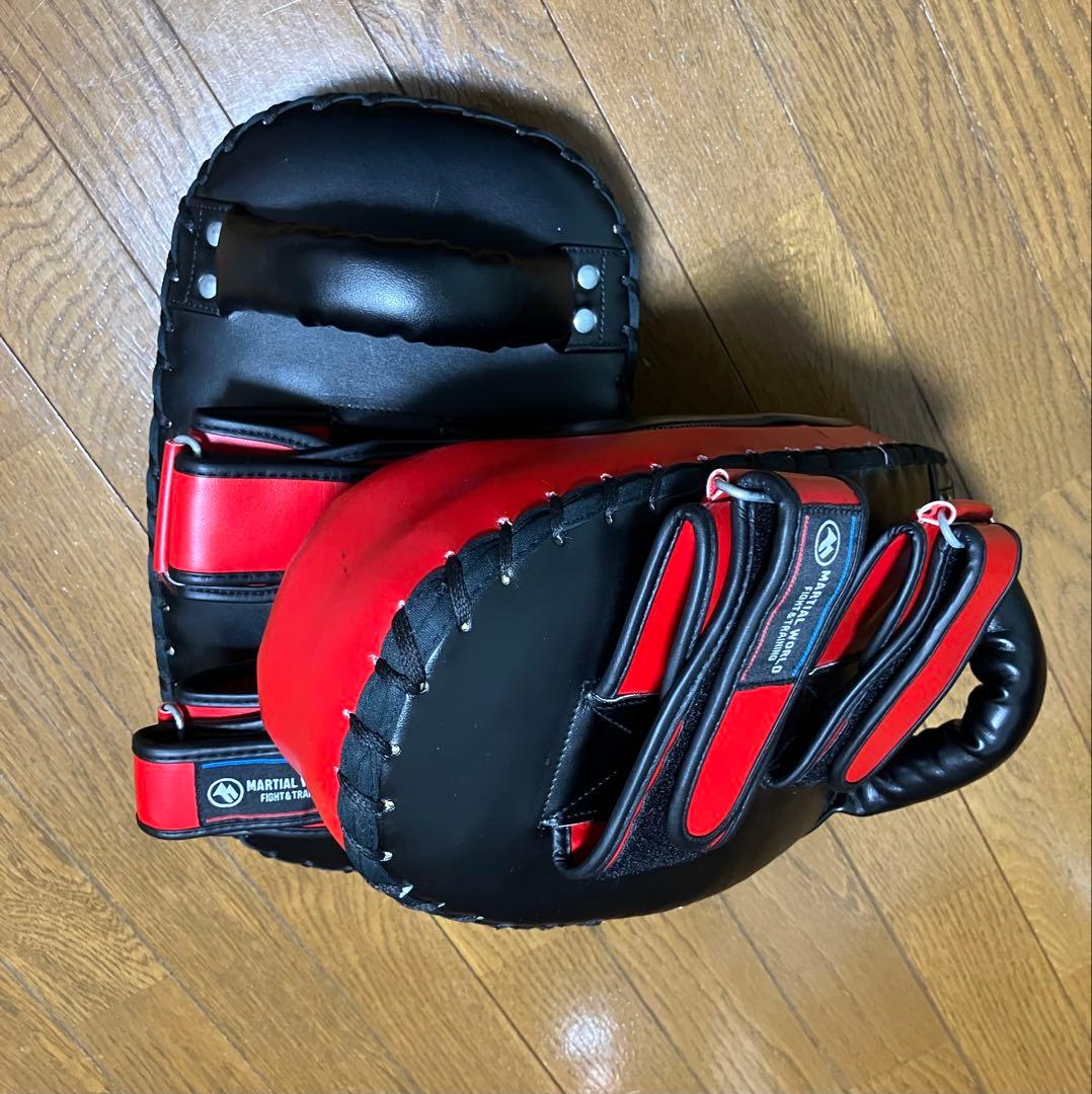 MARTIAL WORLD キックミット ボクシンググローブ　ボクシング　空手