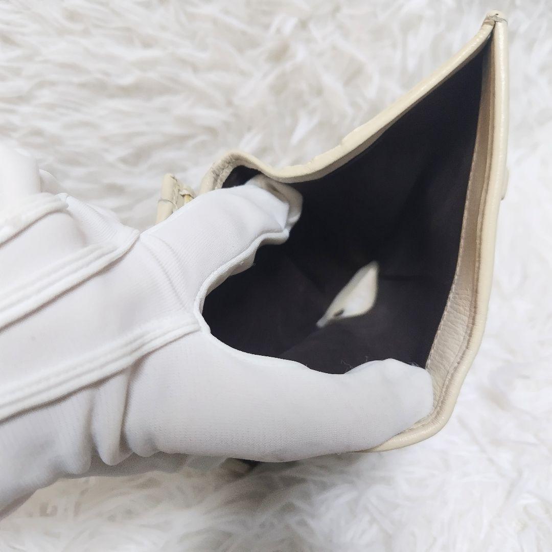 美品✨グッチ◇コンパクト二つ折り財布　ホースビット1955　スプリーム白レザー