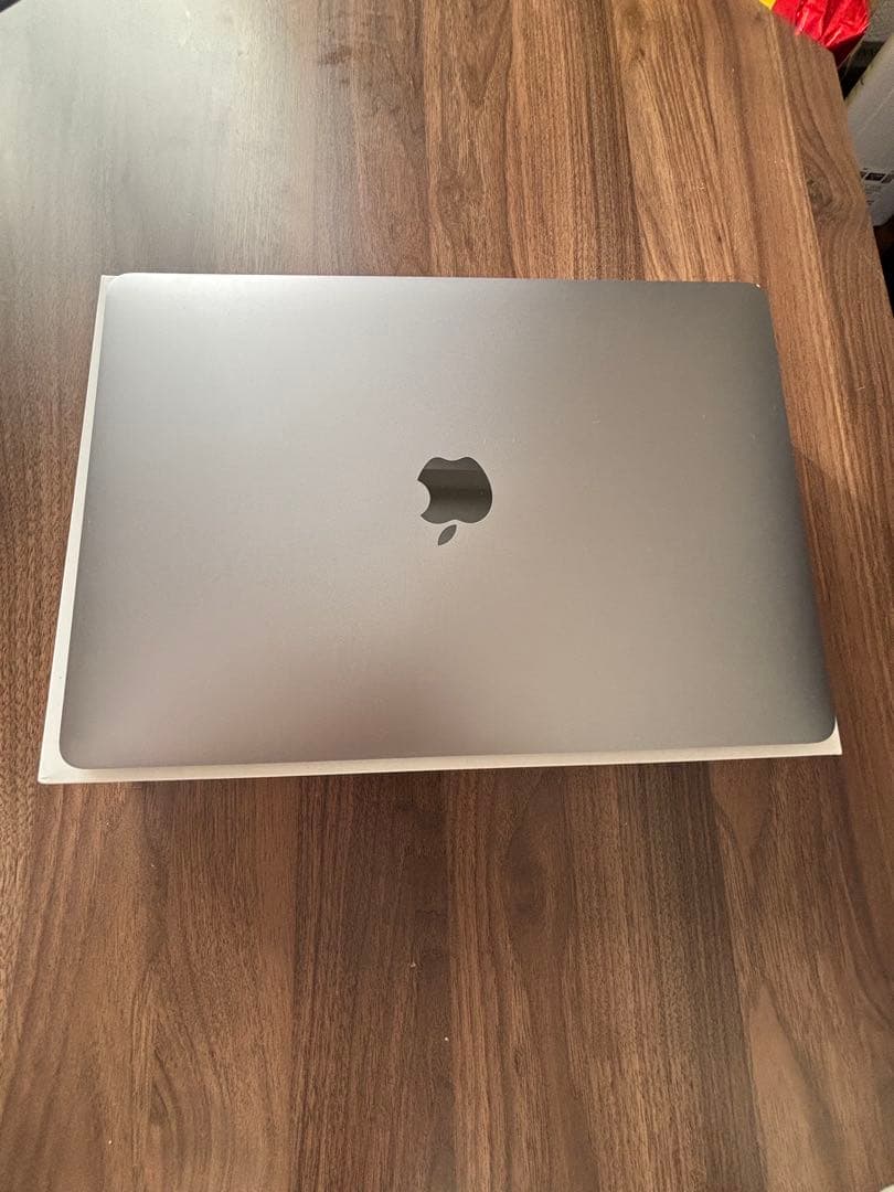 MacBook Air スペースグレイ13インチ2019 i5 256GB