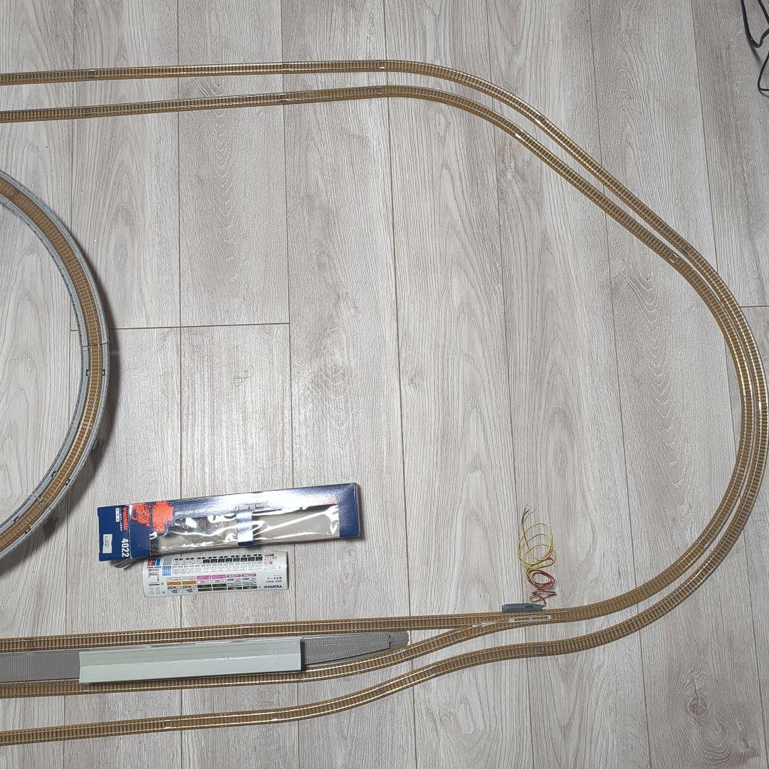 TOMIX　複線レイアウト　ポイント、ホーム付き