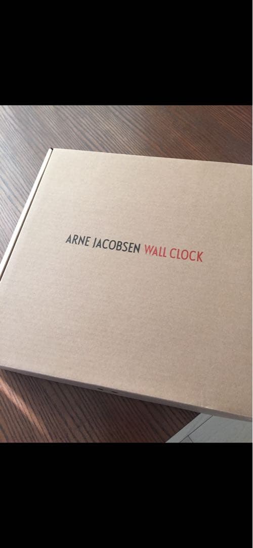 ARNE JACOBSEN掛け時計　直径29cm