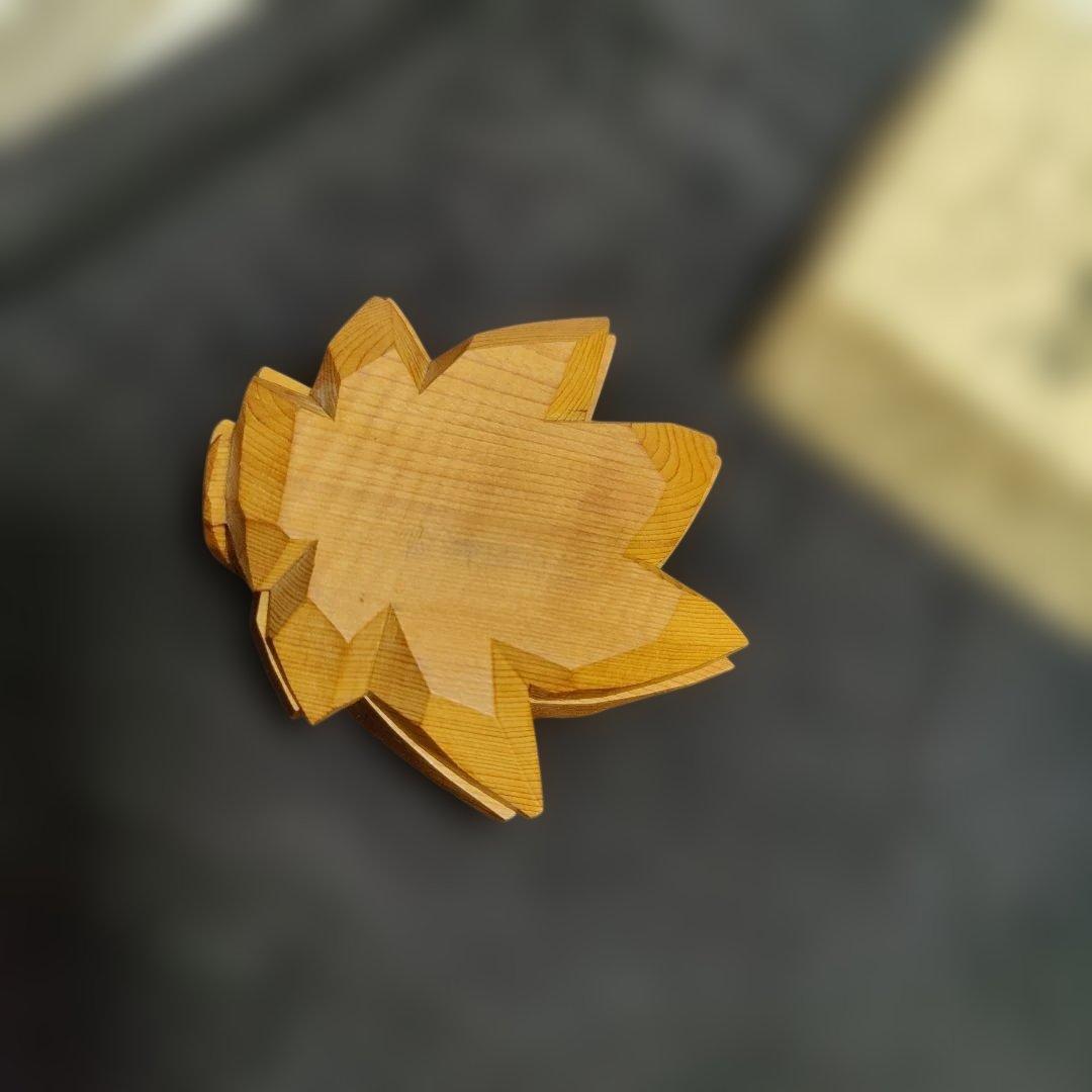 茶道具　香合　一位木(アララギ)使用　もみじ香合　紙箱　配送用桐箱