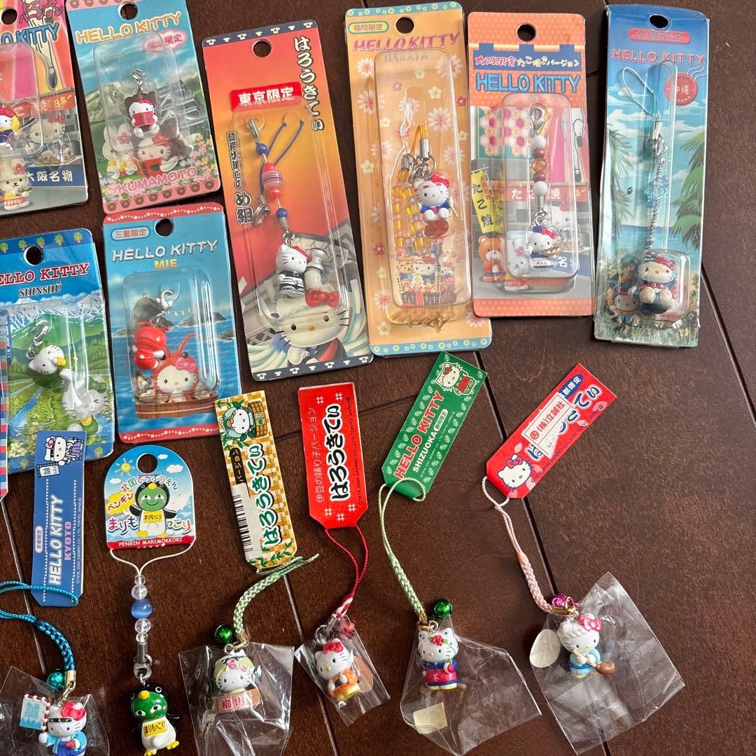 ご当地限定　ハローキティー　ストラップ　34個