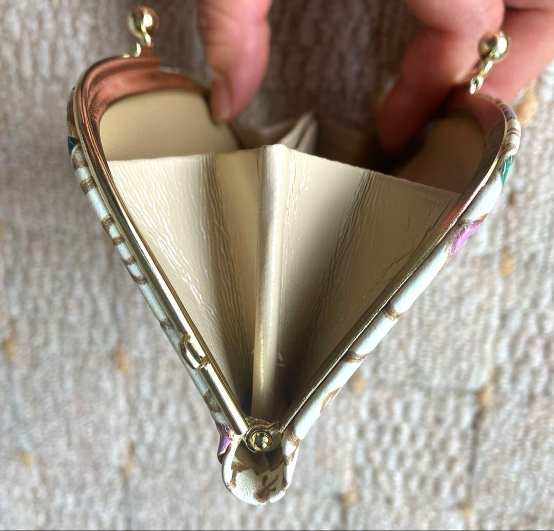 『文庫屋大関』の天溝がま口　花蝶