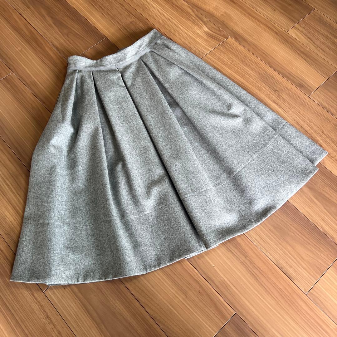 FOXEY フレアスカート　38 極美品　　地厚　高級感あり