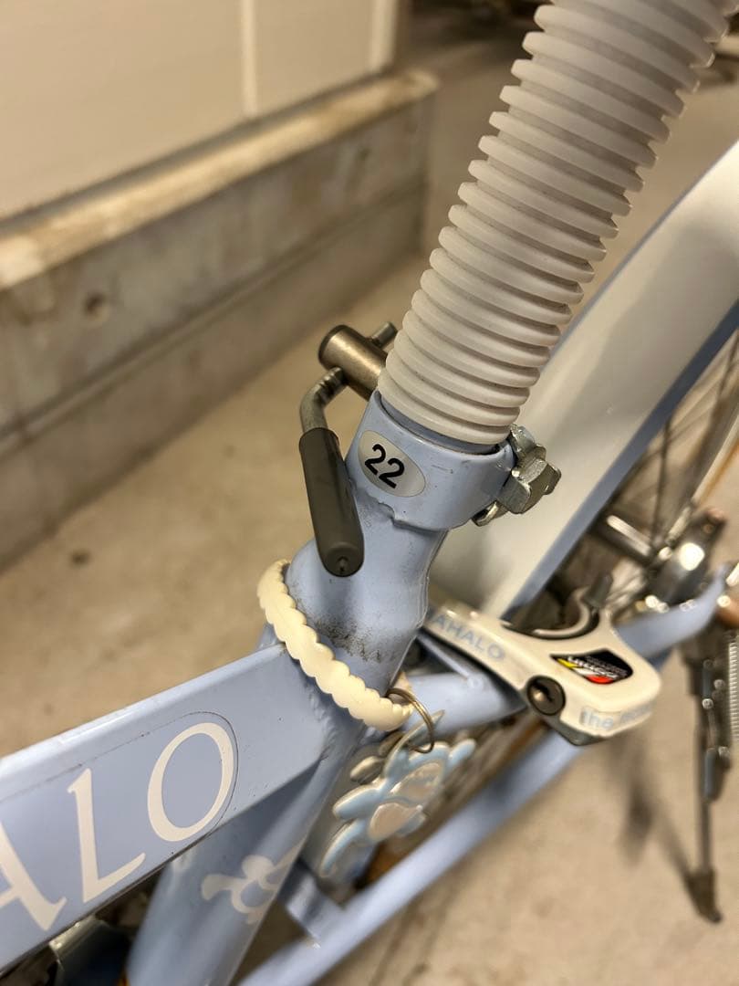 自転車22インチ 女の子 MAHALO 6段変速 【手渡し限定】