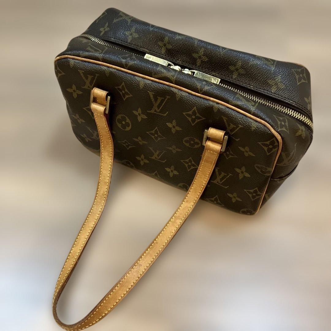 ルイヴィトン　LV シテMM モノグラム　ショルダーバッグ