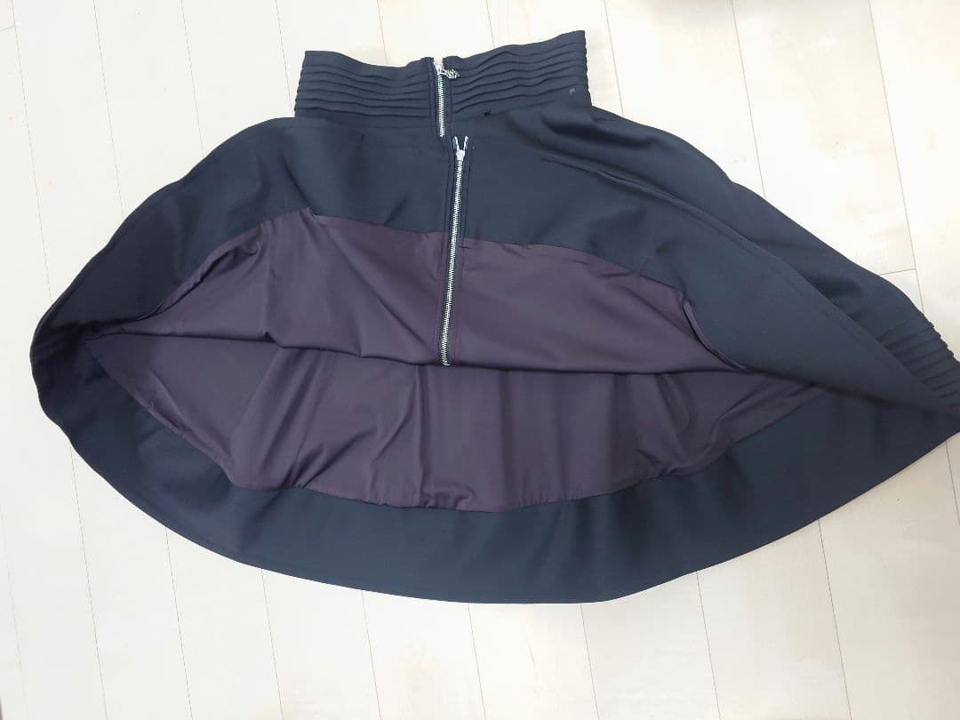 ヴァクトーヴォヤージュ　vaqutaux voyage スカート