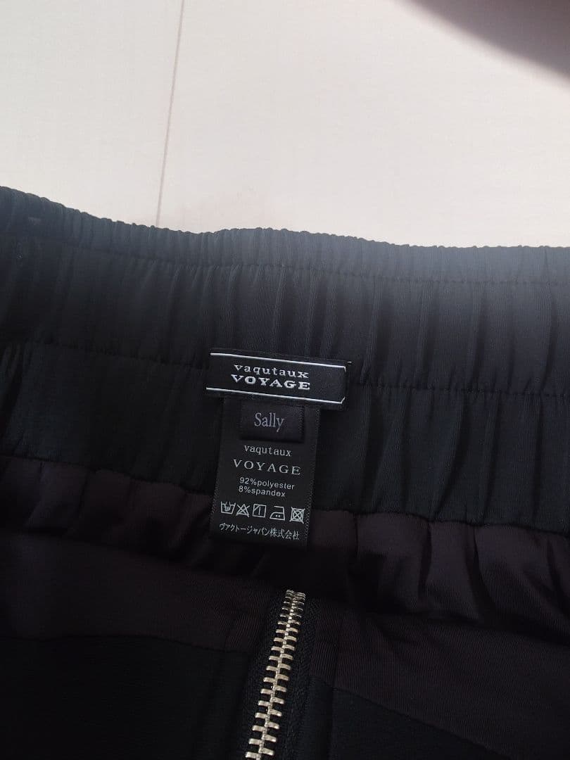 ヴァクトーヴォヤージュ　vaqutaux voyage スカート