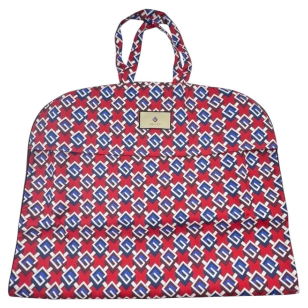 ✨未使用品✨GUCCI ガーメント レッド　ジオメトリックG