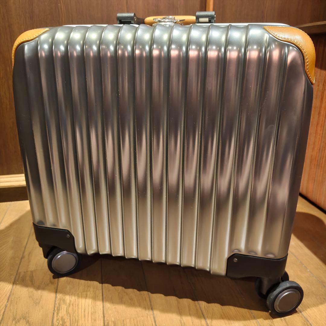 smiledog39様 CARGO ハードキャリー スーツケース 33L