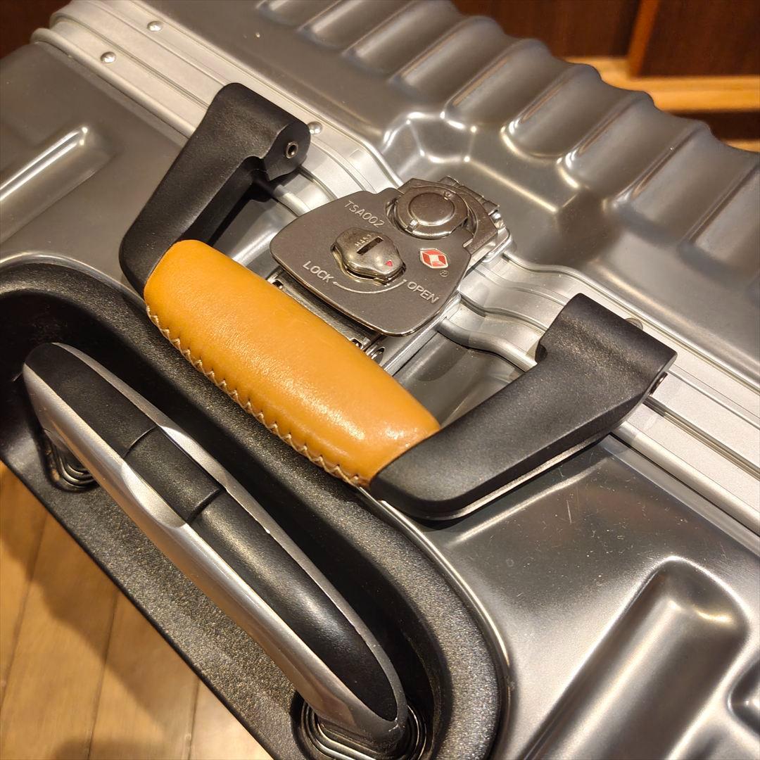 smiledog39様 CARGO ハードキャリー スーツケース 33L