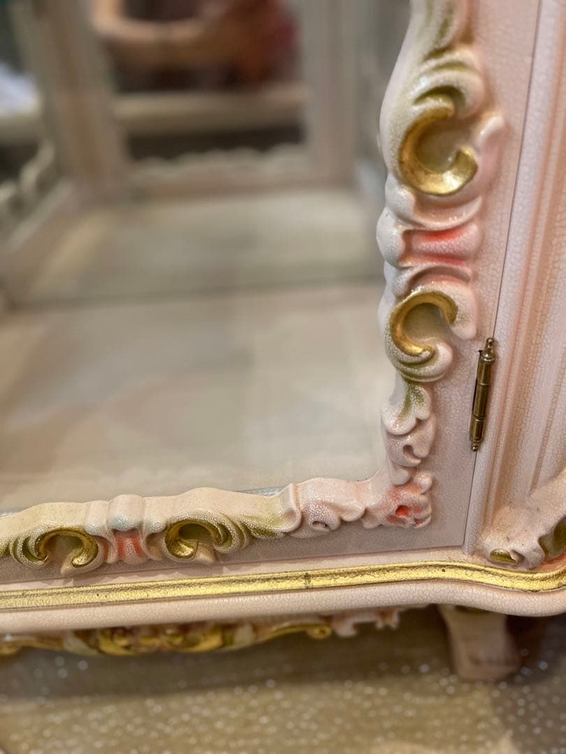 ロココ調　キャビネット