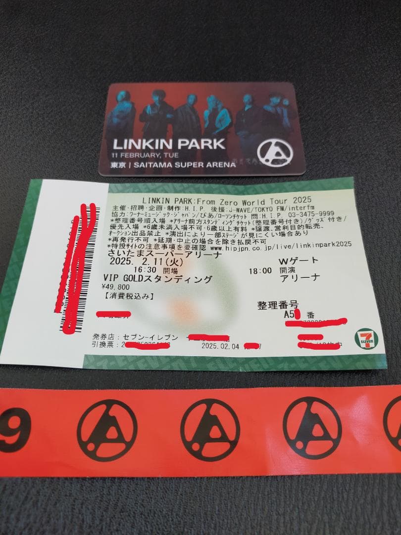 LINKIN PARK リンキンパーク ギターピック レア 虹色 マイク・シノダ